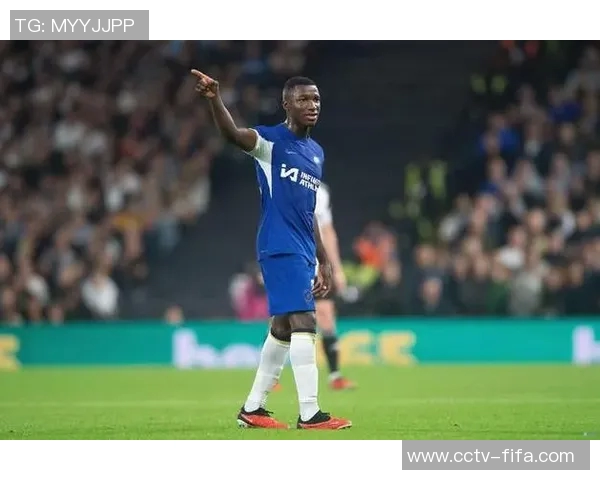 英超拦截王争夺战凯塞多领衔赫拉芬贝赫沃克詹姆斯紧随其后